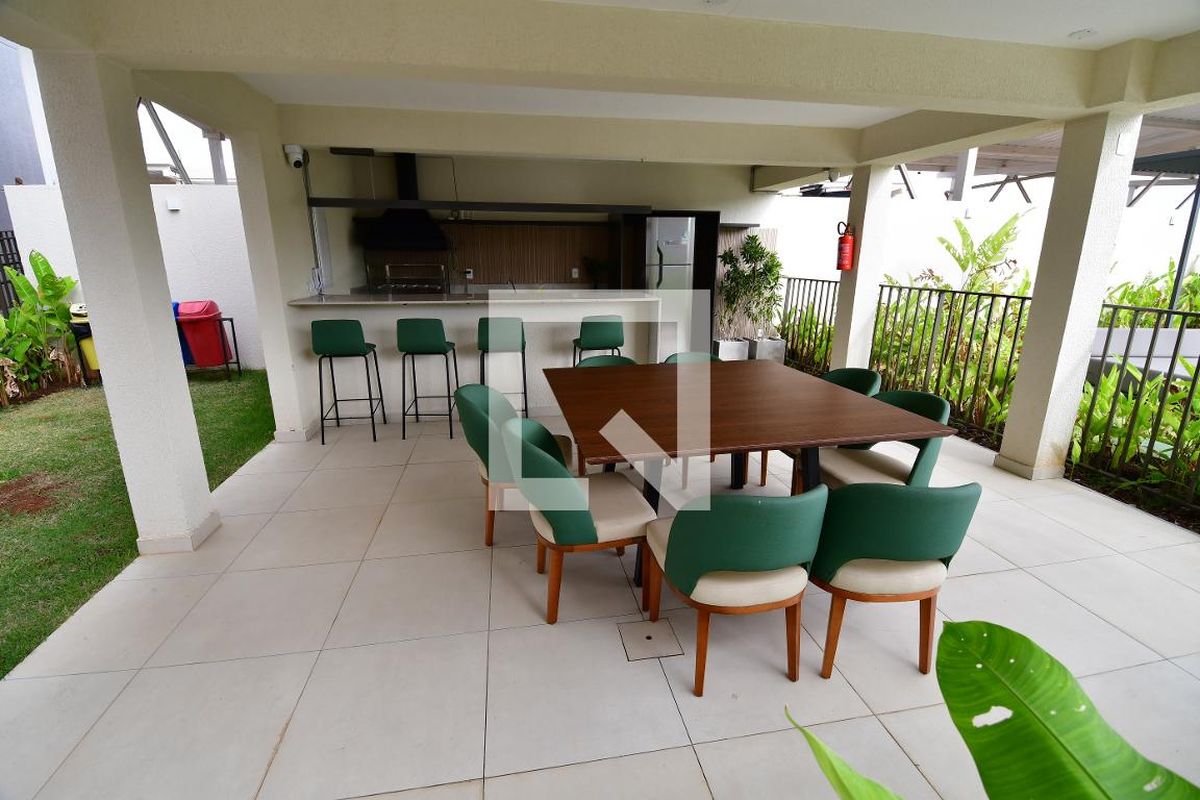 Apartamento à Venda - Mansões Santo Antônio, 2 Quartos,  60 m2 em , Campinas - sp | SoloBR