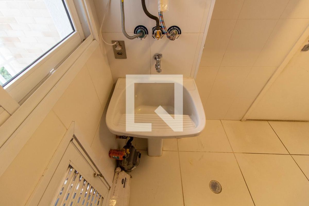 Apartamento à Venda - Taquaral, 2 Quartos,  108 m2 em , Campinas - sp | SoloBR