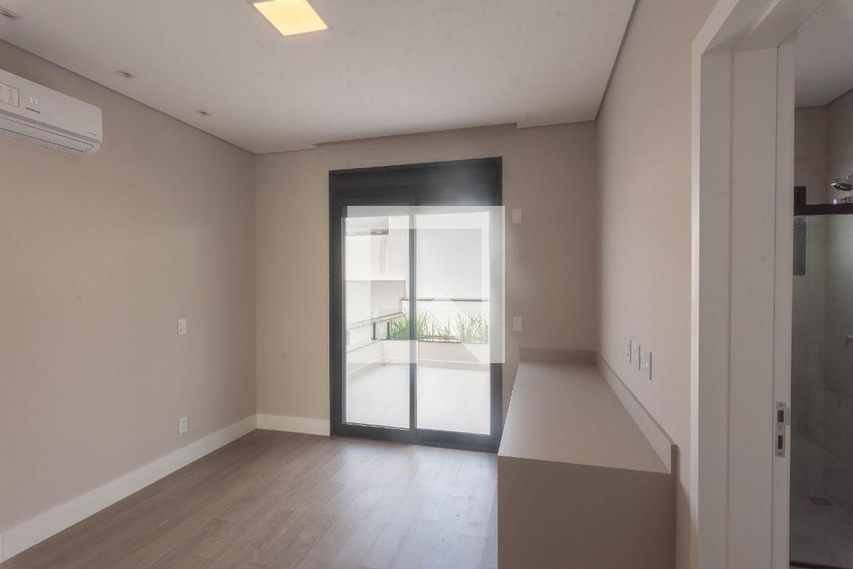 Casa à Venda - Swiss Park, 3 Quartos,  248 m2 em , Campinas - sp | SoloBR