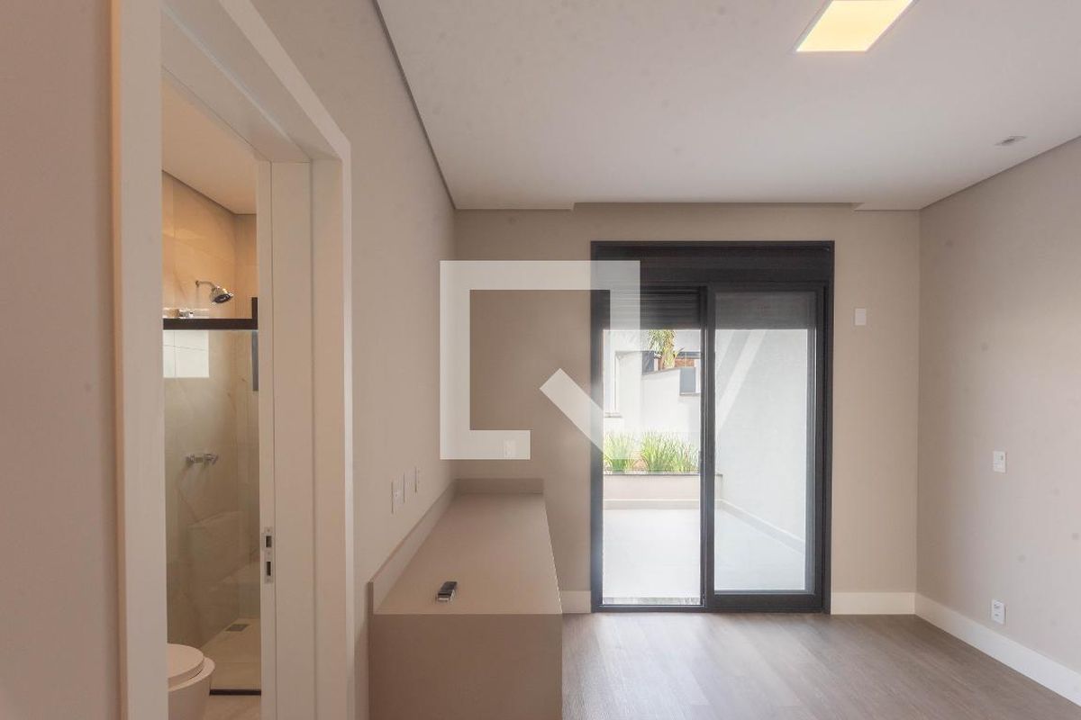 Casa à Venda - Swiss Park, 3 Quartos,  248 m2 em , Campinas - sp | SoloBR