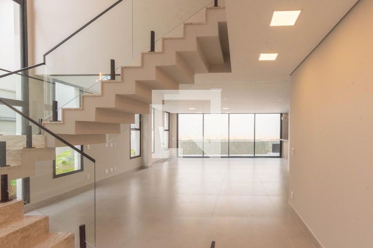 Casa à Venda - Swiss Park, 3 Quartos,  248 m2 em , Campinas - sp | SoloBR