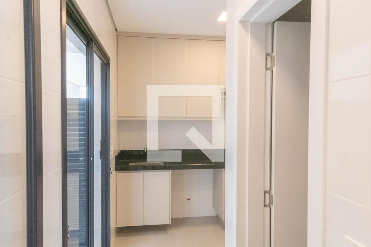 Casa à Venda - Swiss Park, 3 Quartos,  248 m2 em , Campinas - sp | SoloBR