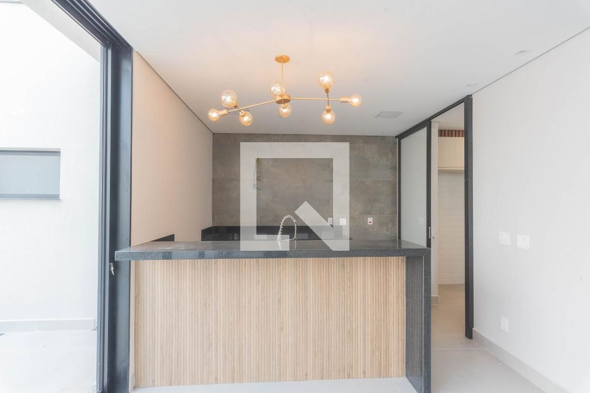 Casa à Venda - Swiss Park, 3 Quartos,  248 m2 em , Campinas - sp | SoloBR