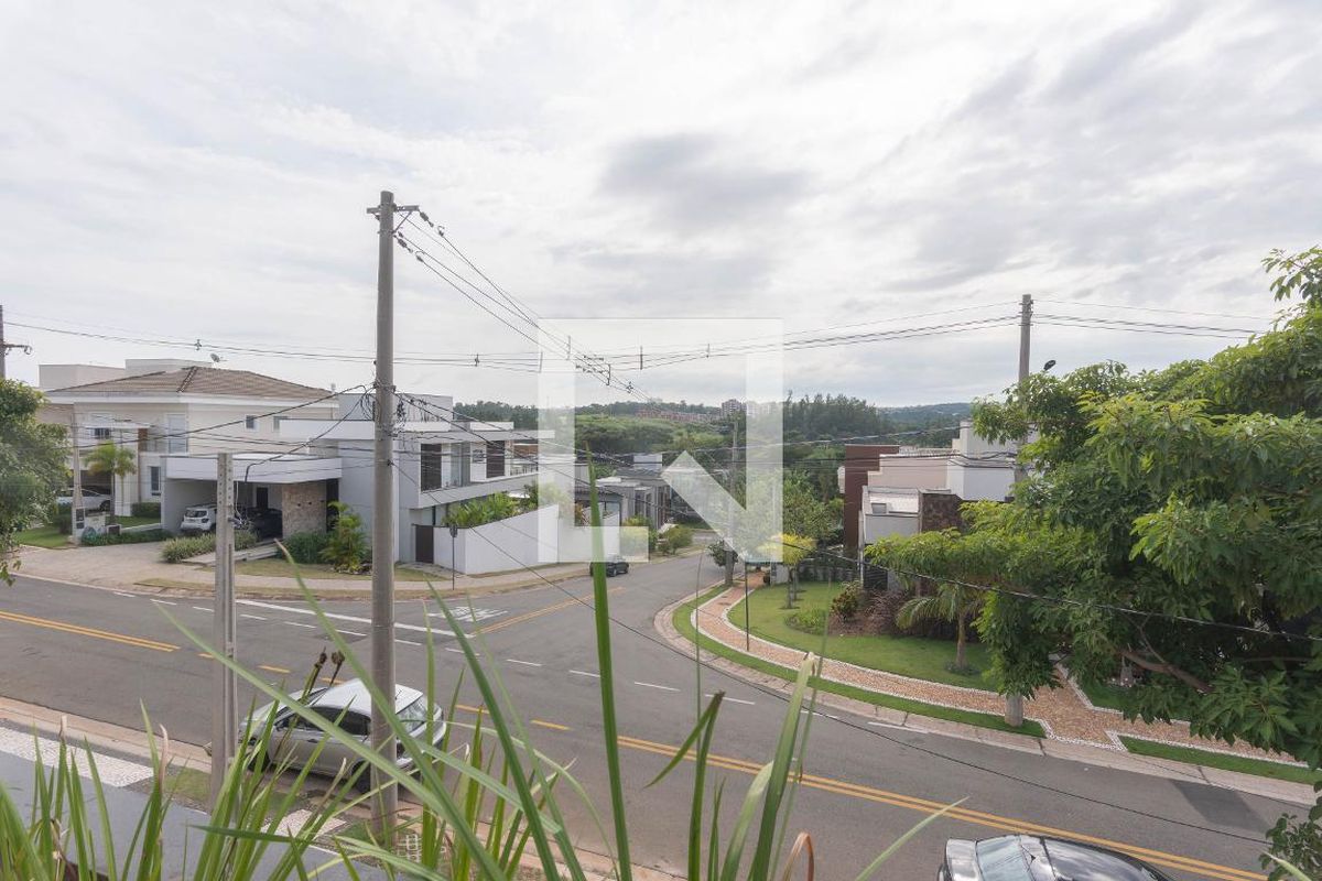 Casa à Venda - Swiss Park, 3 Quartos,  248 m2 em , Campinas - sp | SoloBR