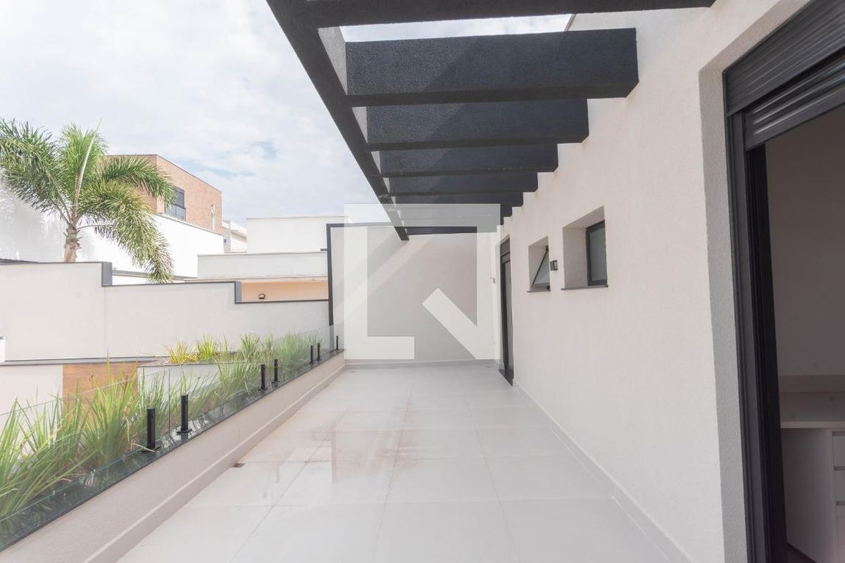 Casa à Venda - Swiss Park, 3 Quartos,  248 m2 em , Campinas - sp | SoloBR