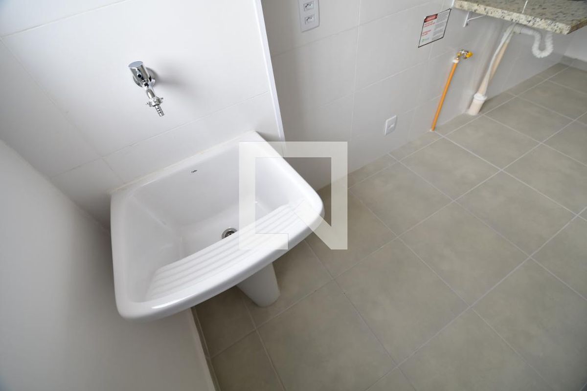 Apartamento à Venda - Mansões Santo Antônio, 2 Quartos,  49 m2 em , Campinas - sp | SoloBR