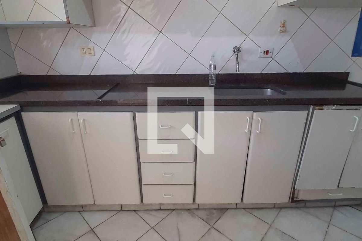 Casa, 8 quartos, 270 m² - Foto 37