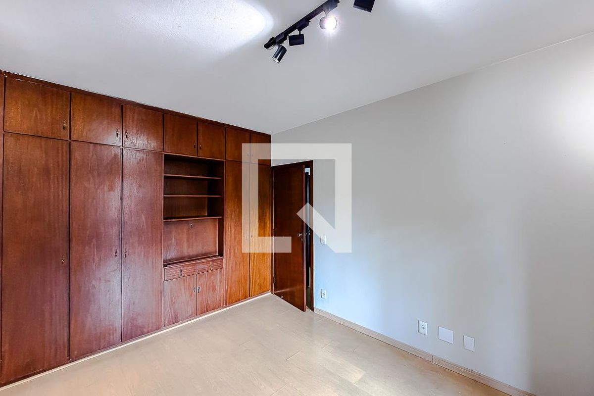 Casa, 4 quartos, 400 m² - Foto 35