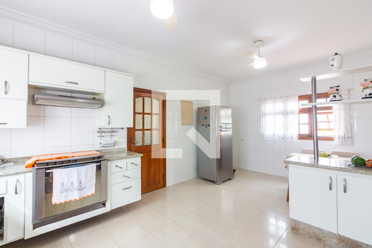Casa, 4 quartos, 368 m² - Foto 54