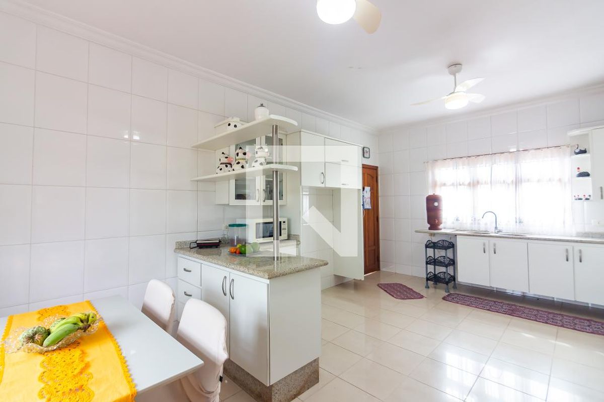 Casa, 4 quartos, 368 m² - Foto 55