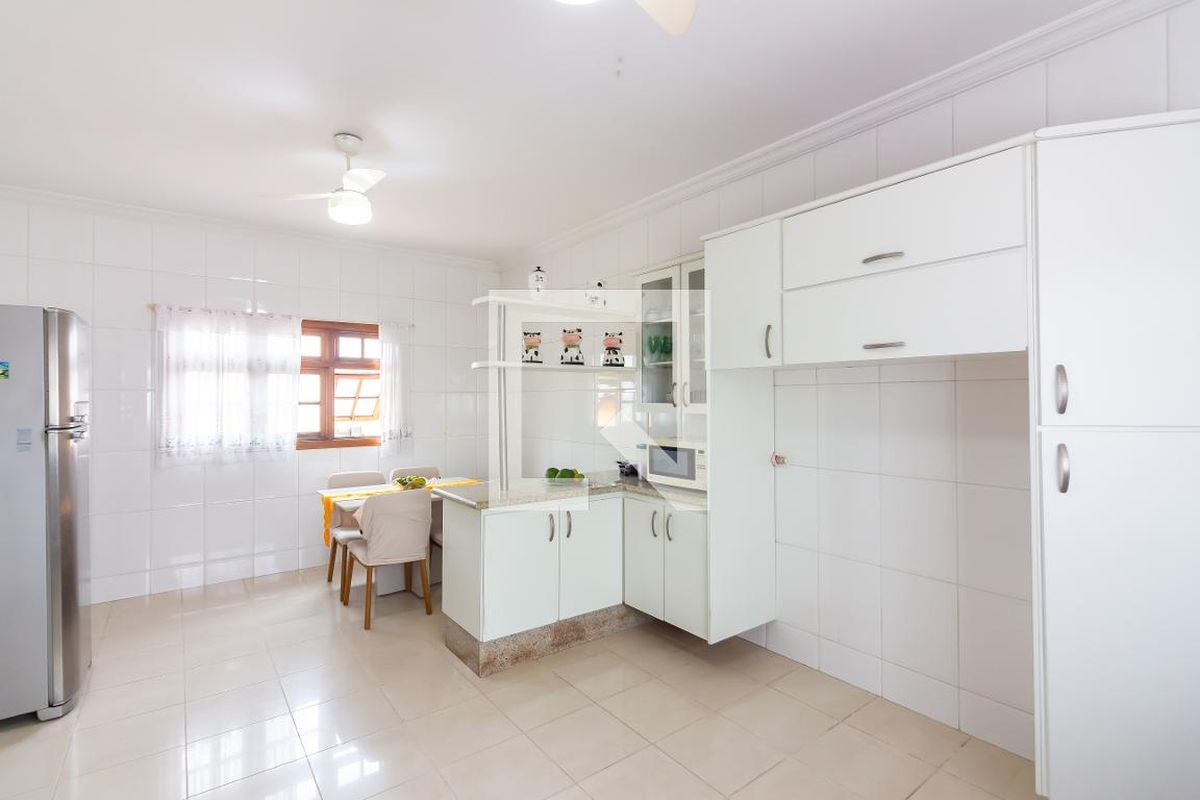 Casa, 4 quartos, 368 m² - Foto 53