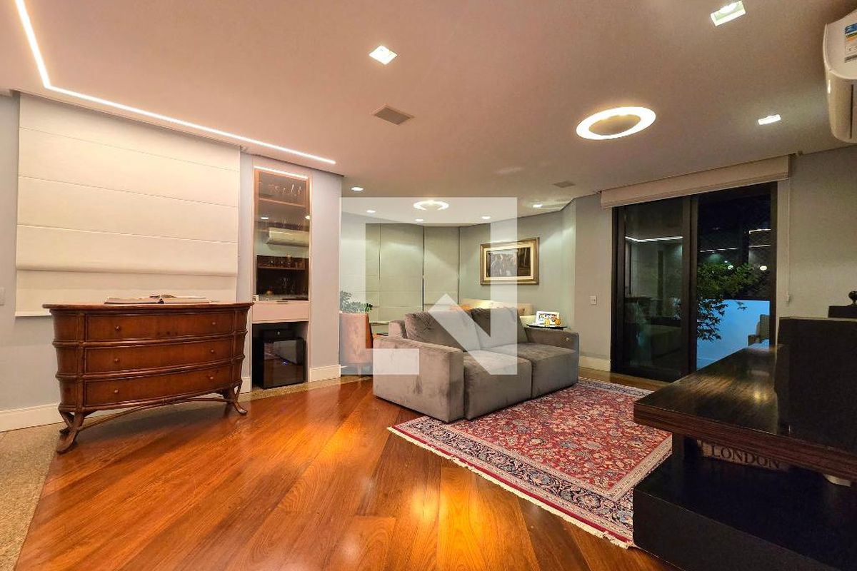 Apartamento, 4 quartos, 220 m² - Foto 2