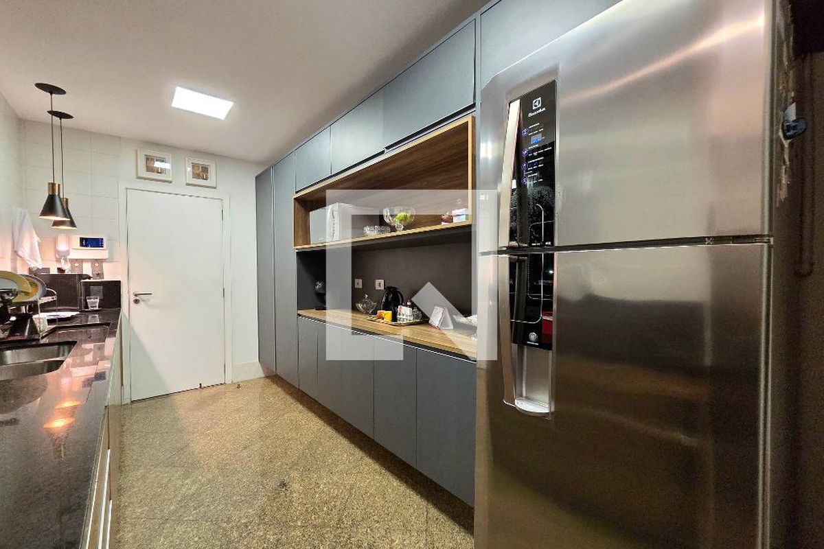 Apartamento, 4 quartos, 220 m² - Foto 52