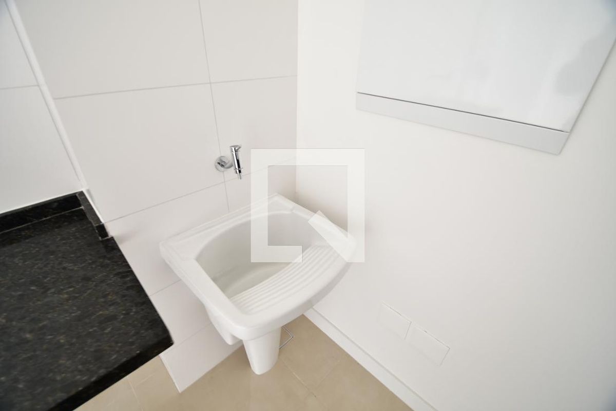 Apartamento à Venda - Bosque, 1 Quarto,  57 m2 em , Campinas - sp | SoloBR