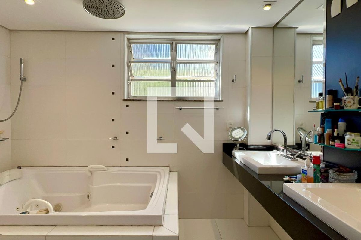 Apartamento, 3 quartos, 273 m² - Foto 55