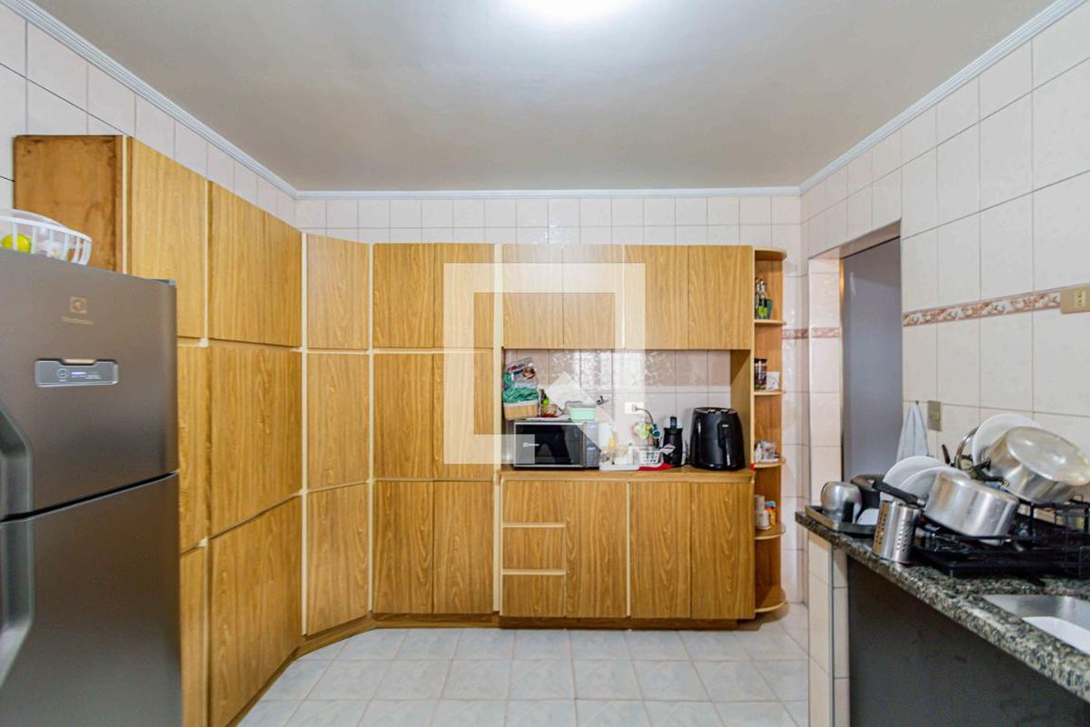 Casa, 4 quartos, 250 m² - Foto 8