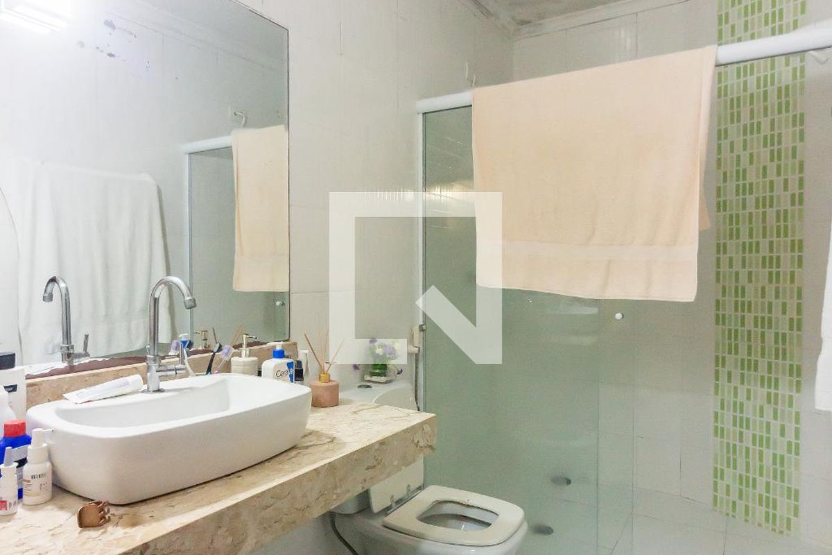 Casa, 3 quartos, 240 m² - Foto 28