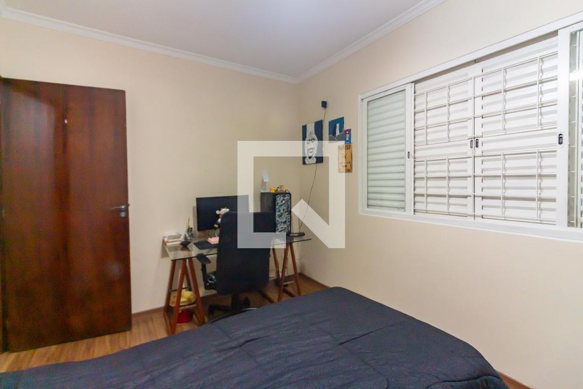 Casa, 3 quartos, 240 m² - Foto 22