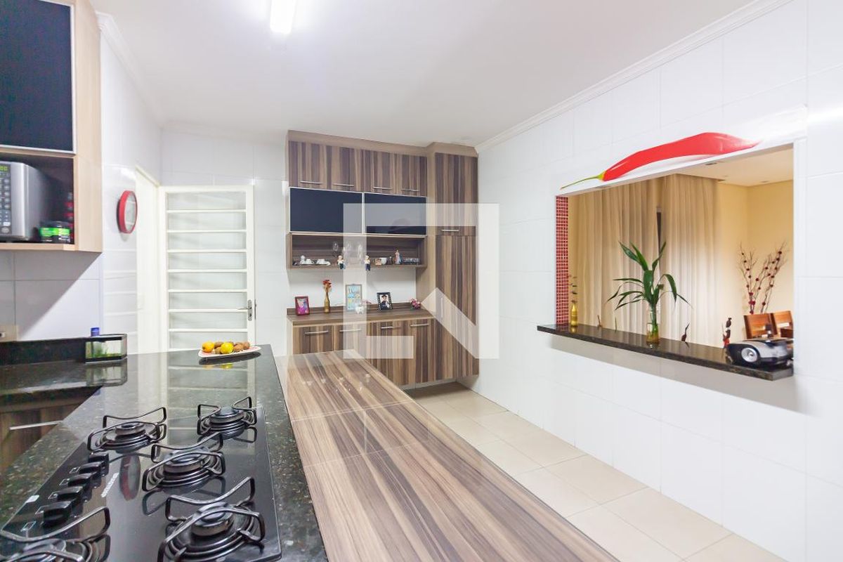Casa, 3 quartos, 240 m² - Foto 36