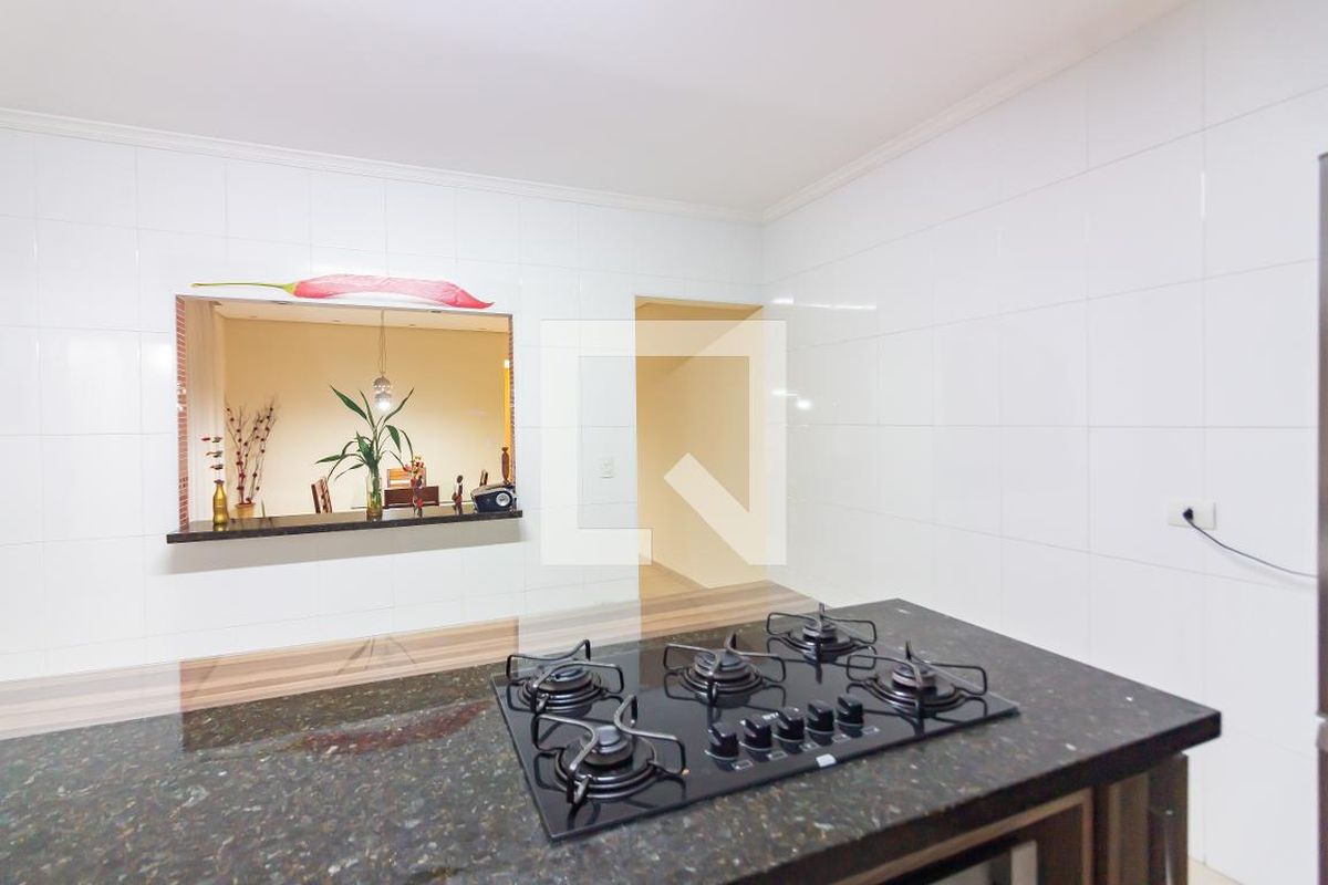 Casa, 3 quartos, 240 m² - Foto 37