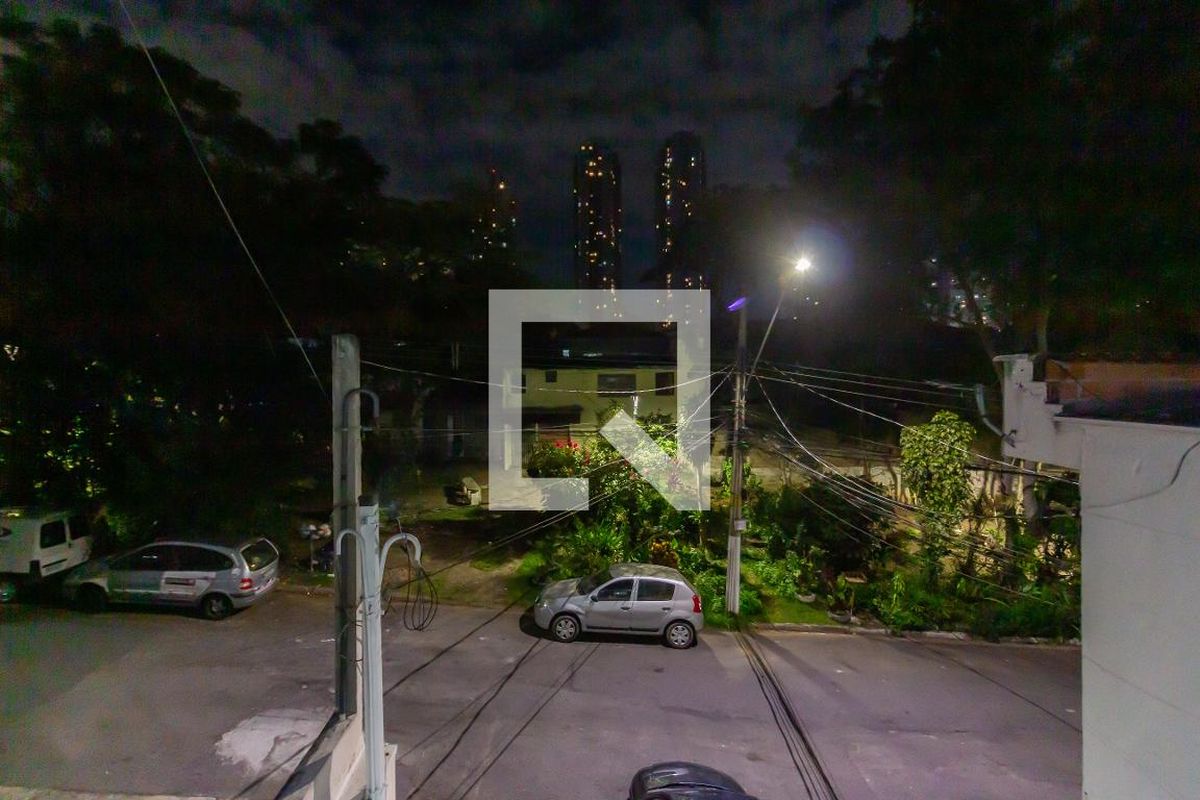 Casa, 3 quartos, 240 m² - Foto 14
