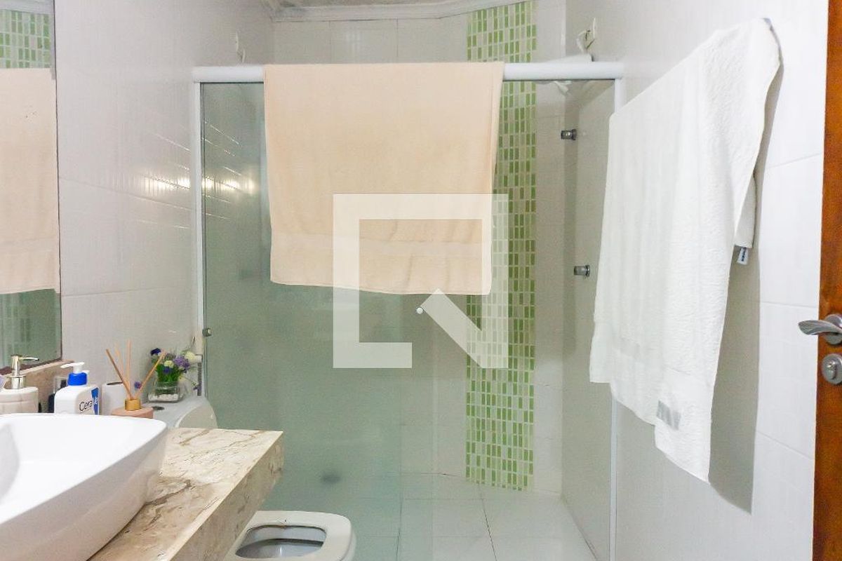 Casa, 3 quartos, 240 m² - Foto 27