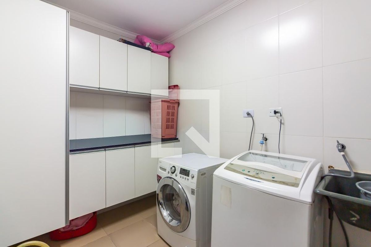 Casa, 3 quartos, 240 m² - Foto 41