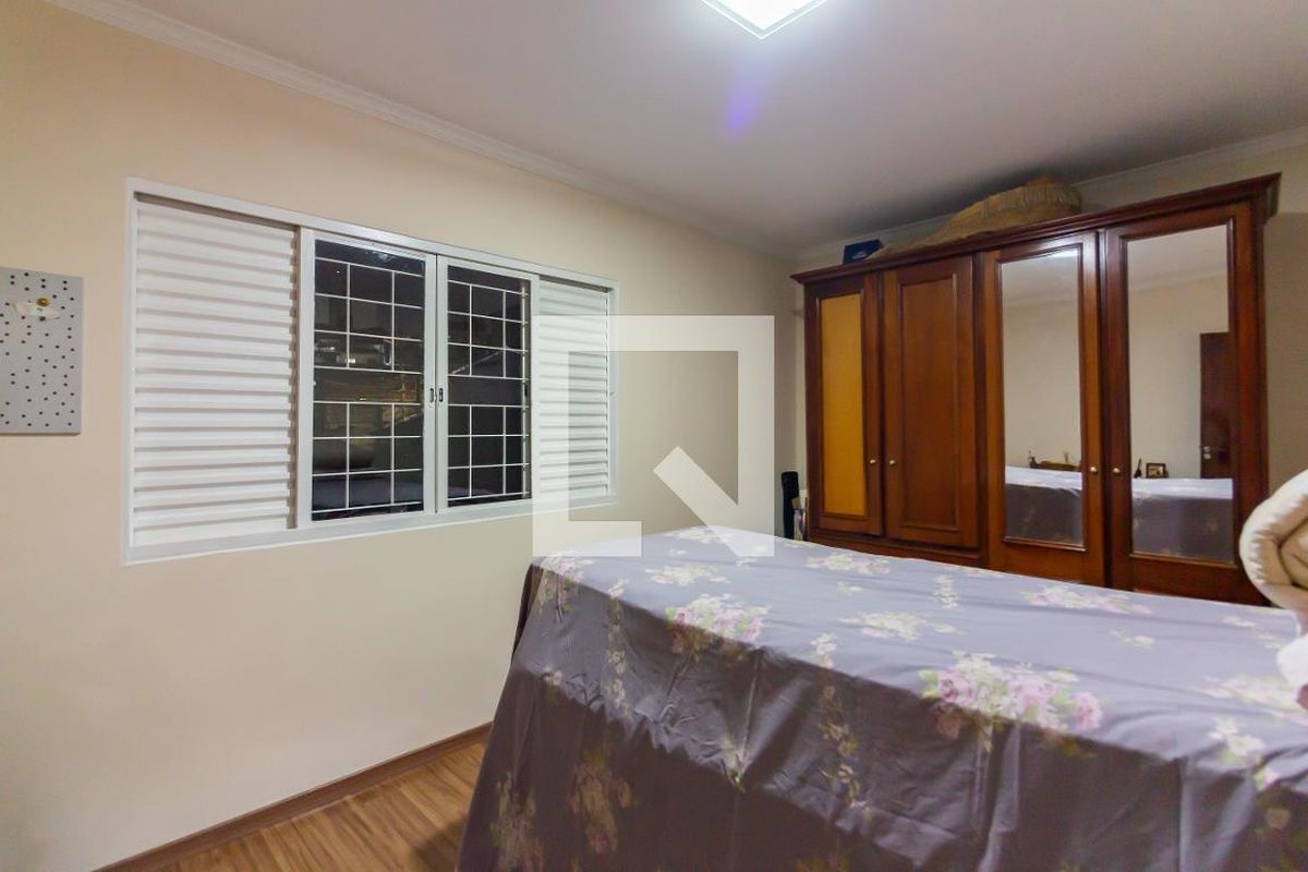 Casa, 3 quartos, 240 m² - Foto 24