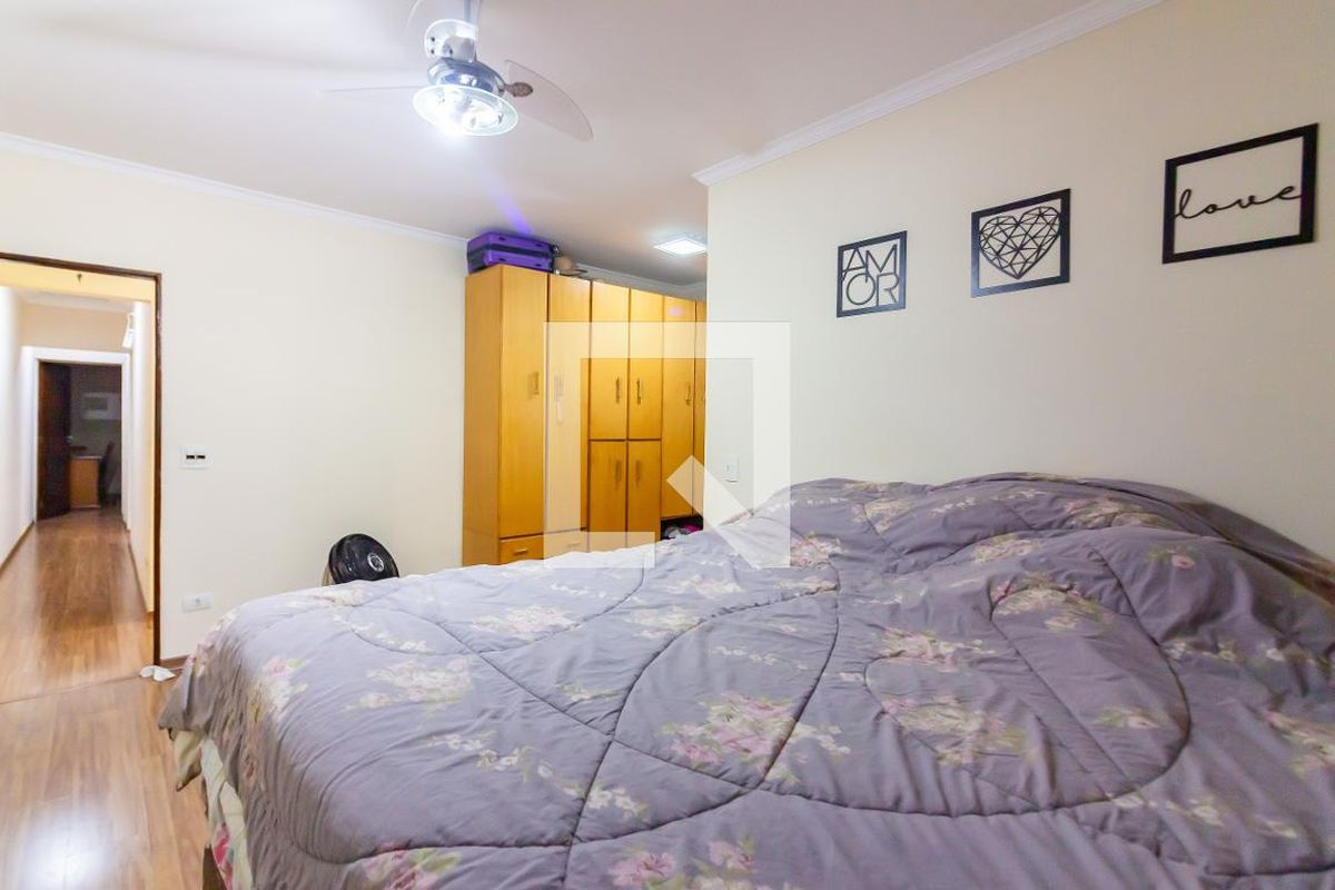 Casa, 3 quartos, 240 m² - Foto 16