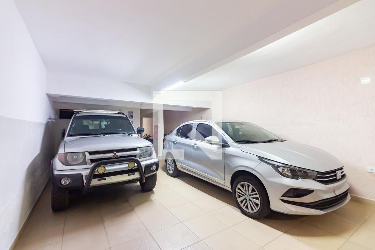 Casa, 3 quartos, 240 m² - Foto 47