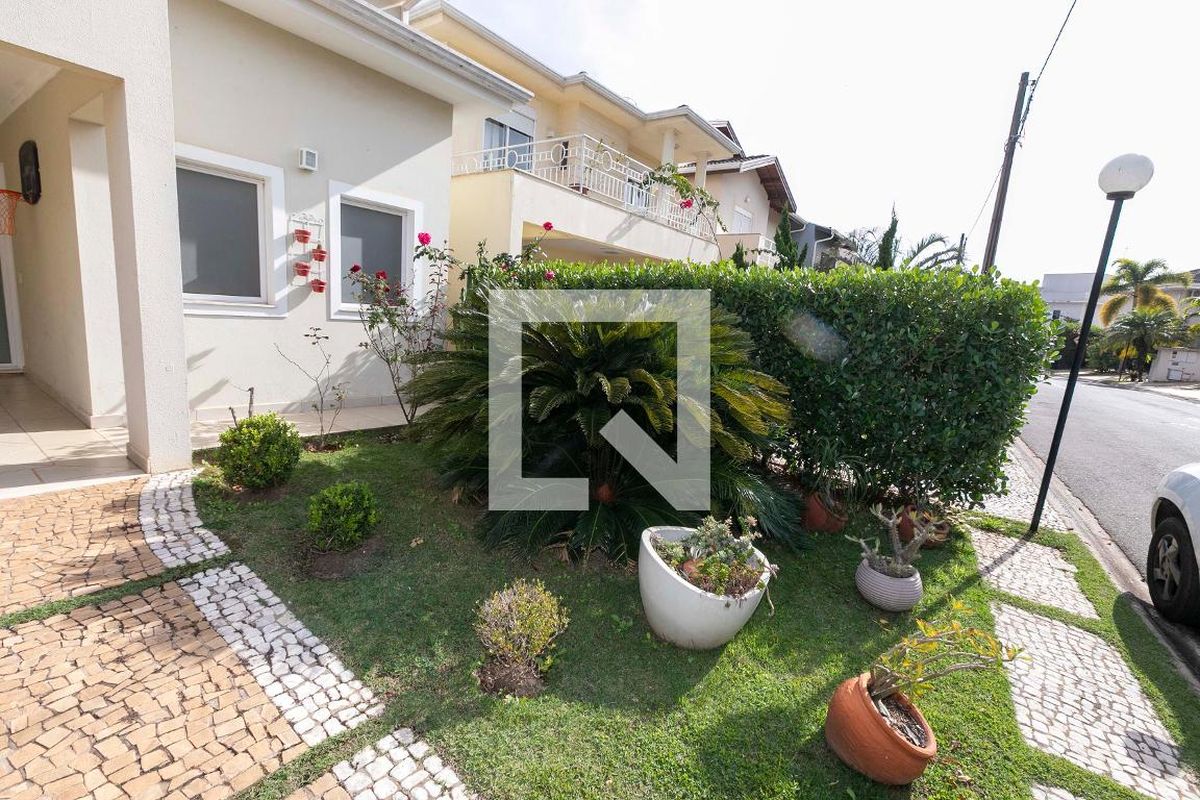 Casa à Venda - Fazenda Santa Cândida, 4 Quartos,  200 m2 em , Campinas - sp | SoloBR