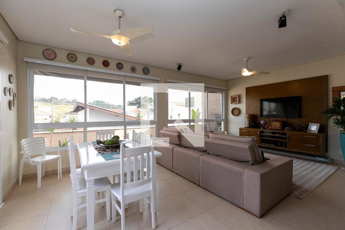 Casa à Venda - Fazenda Santa Cândida, 4 Quartos,  200 m2 em , Campinas - sp | SoloBR