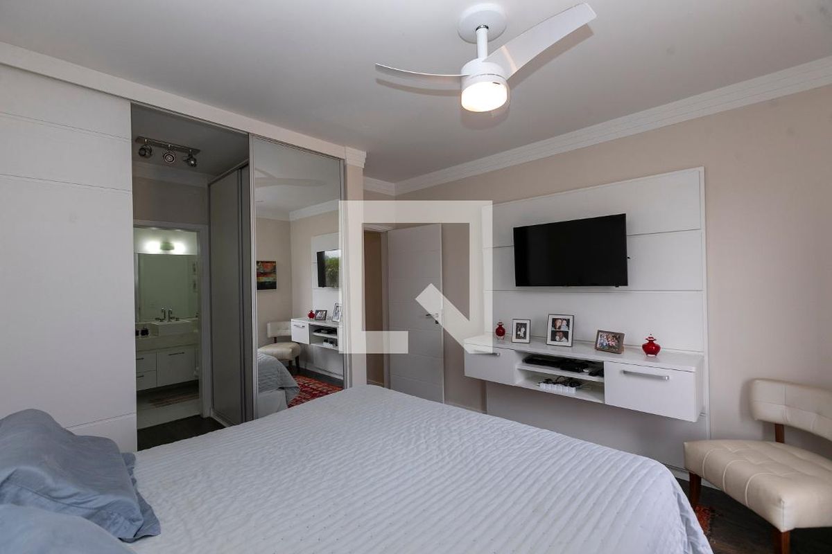 Casa à Venda - Fazenda Santa Cândida, 4 Quartos,  200 m2 em , Campinas - sp | SoloBR