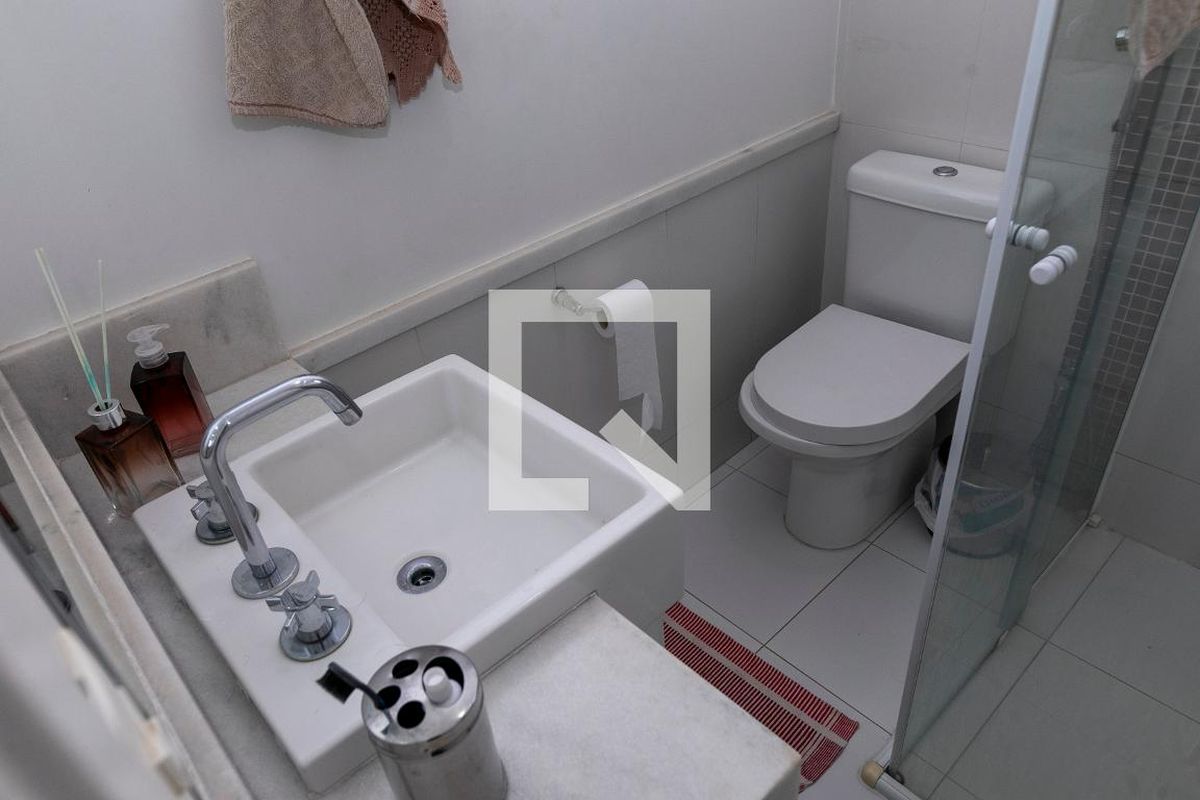 Casa à Venda - Fazenda Santa Cândida, 4 Quartos,  200 m2 em , Campinas - sp | SoloBR