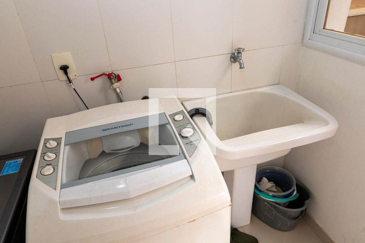 Casa à Venda - Fazenda Santa Cândida, 4 Quartos,  200 m2 em , Campinas - sp | SoloBR