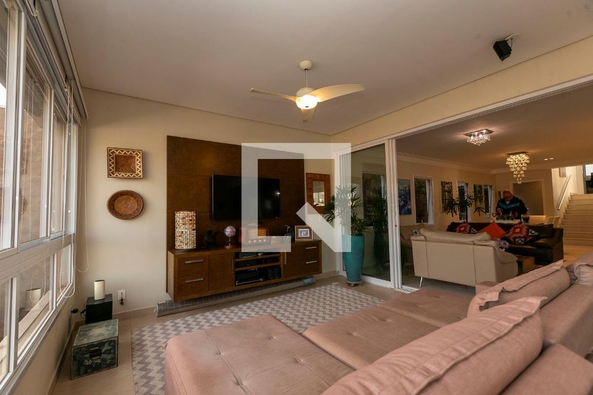 Casa à Venda - Fazenda Santa Cândida, 4 Quartos,  200 m2 em , Campinas - sp | SoloBR