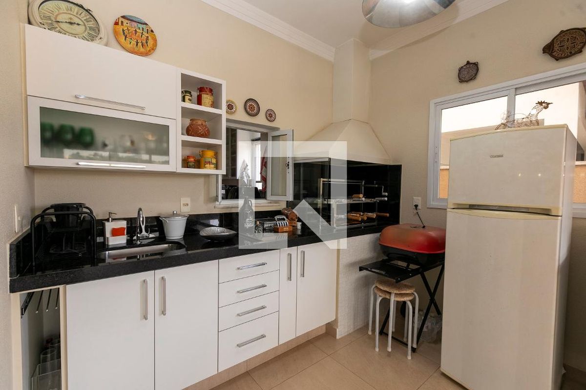 Casa à Venda - Fazenda Santa Cândida, 4 Quartos,  200 m2 em , Campinas - sp | SoloBR
