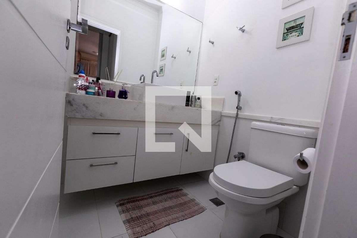 Casa à Venda - Fazenda Santa Cândida, 4 Quartos,  200 m2 em , Campinas - sp | SoloBR