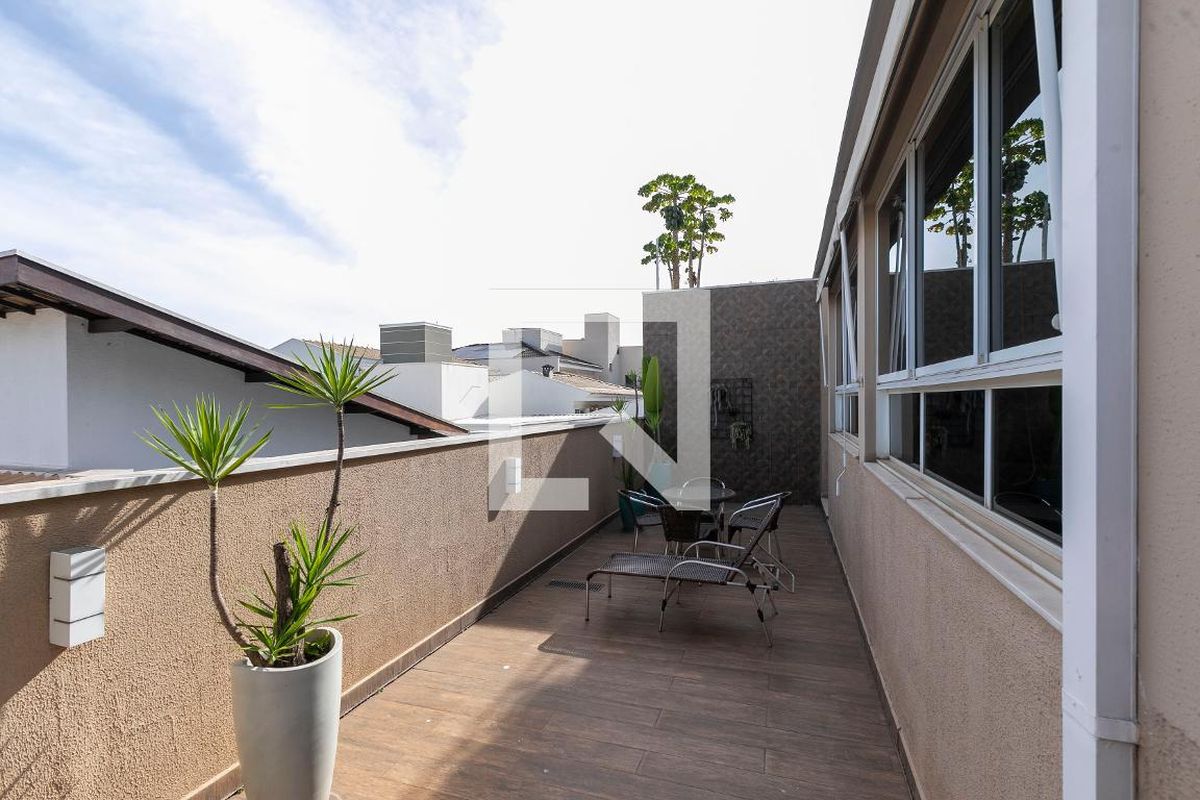 Casa à Venda - Fazenda Santa Cândida, 4 Quartos,  200 m2 em , Campinas - sp | SoloBR