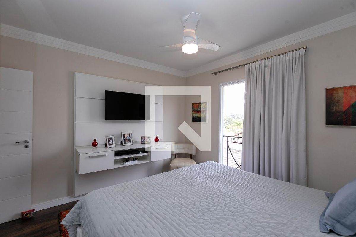 Casa à Venda - Fazenda Santa Cândida, 4 Quartos,  200 m2 em , Campinas - sp | SoloBR