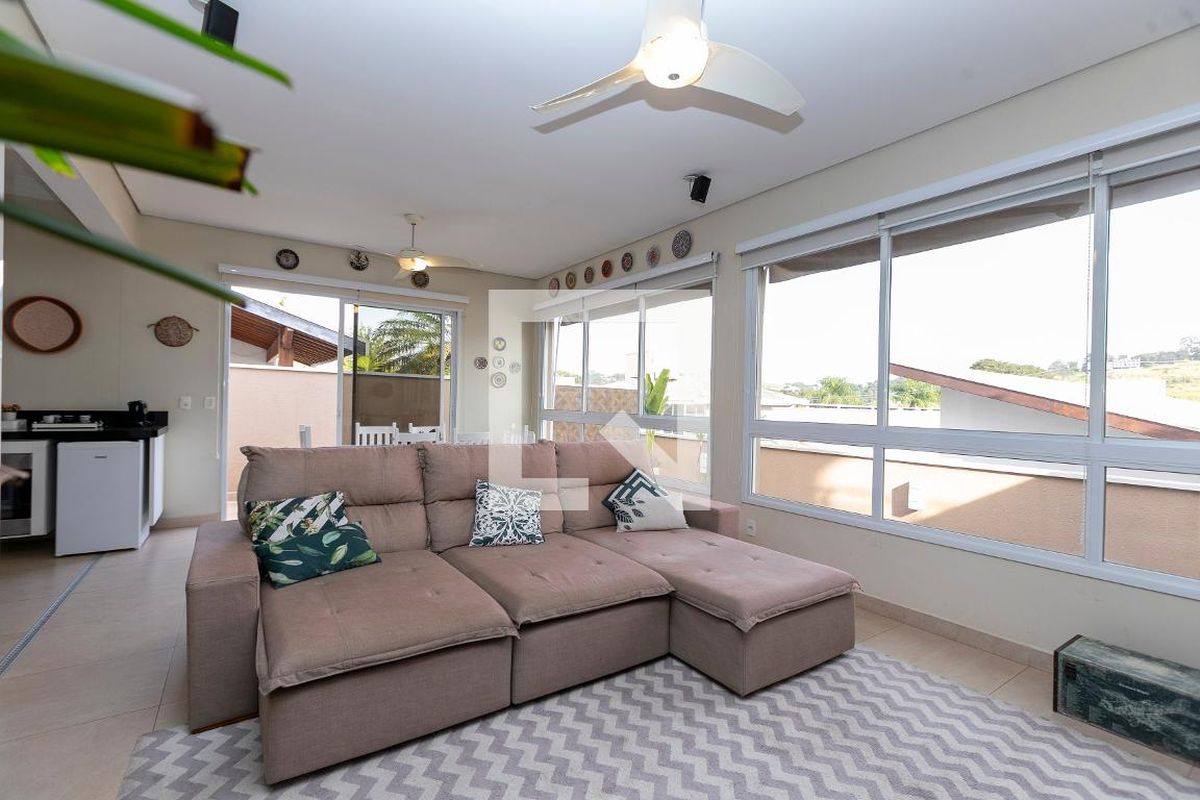 Casa à Venda - Fazenda Santa Cândida, 4 Quartos,  200 m2 em , Campinas - sp | SoloBR