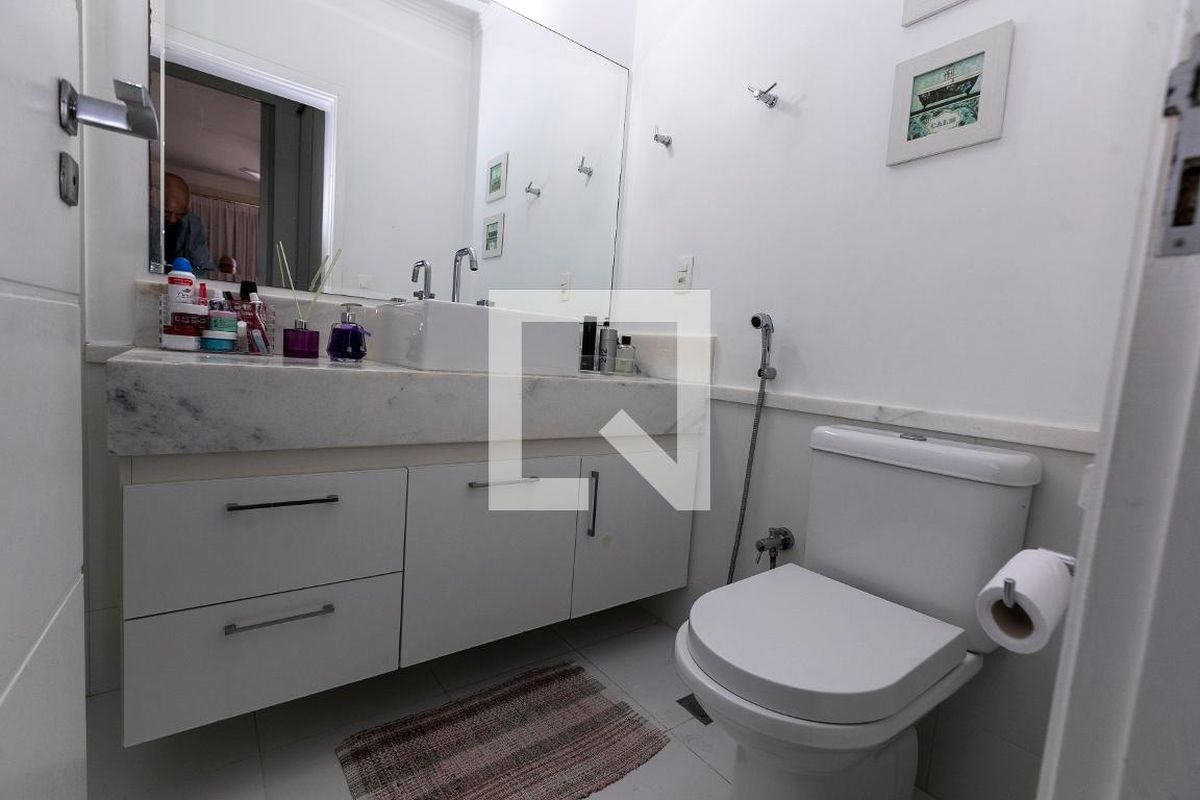 Casa à Venda - Fazenda Santa Cândida, 4 Quartos,  200 m2 em , Campinas - sp | SoloBR