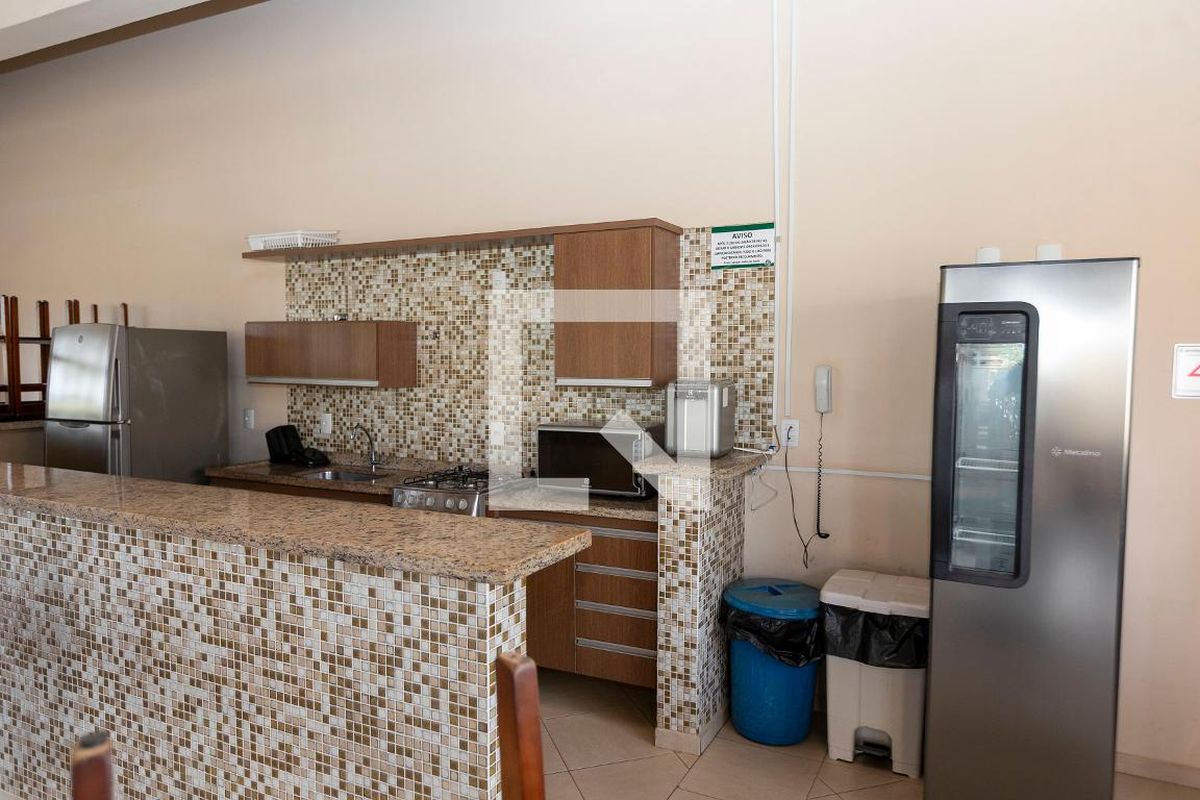 Casa à Venda - Fazenda Santa Cândida, 4 Quartos,  200 m2 em , Campinas - sp | SoloBR