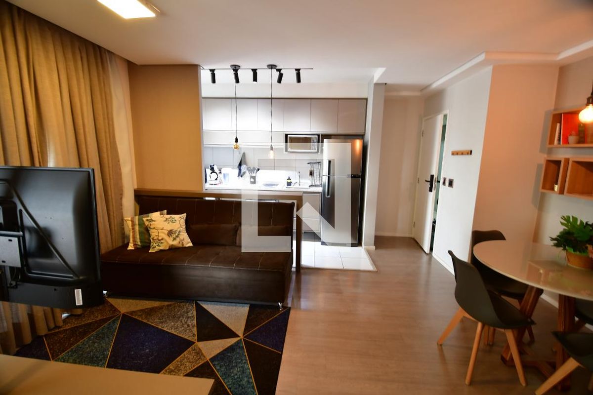 Apartamento à Venda - Bosque, 1 Quarto,  40 m2 em , Campinas - sp | SoloBR