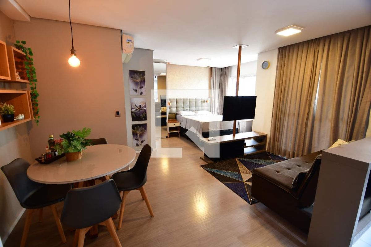 Apartamento à Venda - Bosque, 1 Quarto,  40 m2 em , Campinas - sp | SoloBR