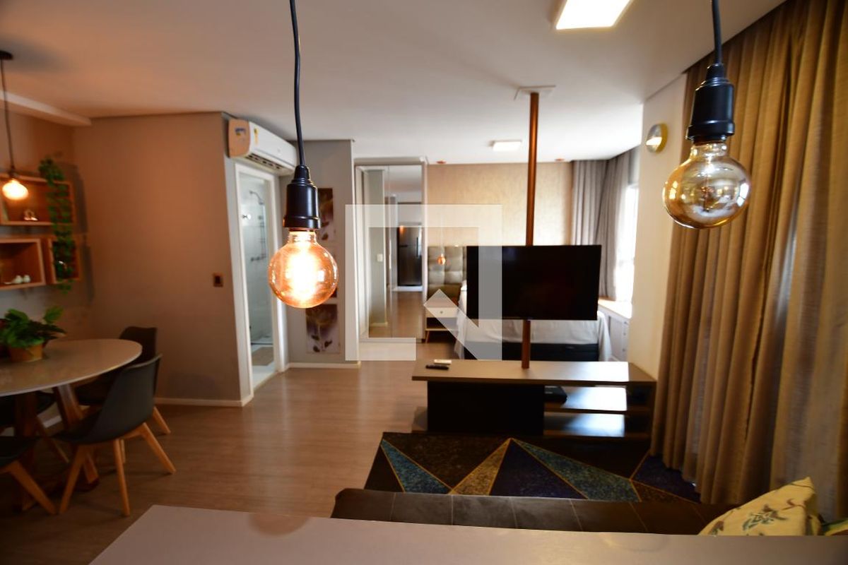 Apartamento à Venda - Bosque, 1 Quarto,  40 m2 em , Campinas - sp | SoloBR