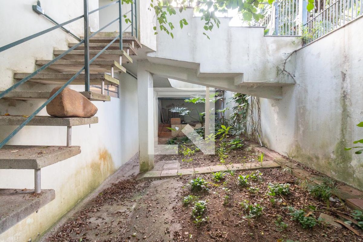 Casa, 4 quartos, 238 m² - Foto 52