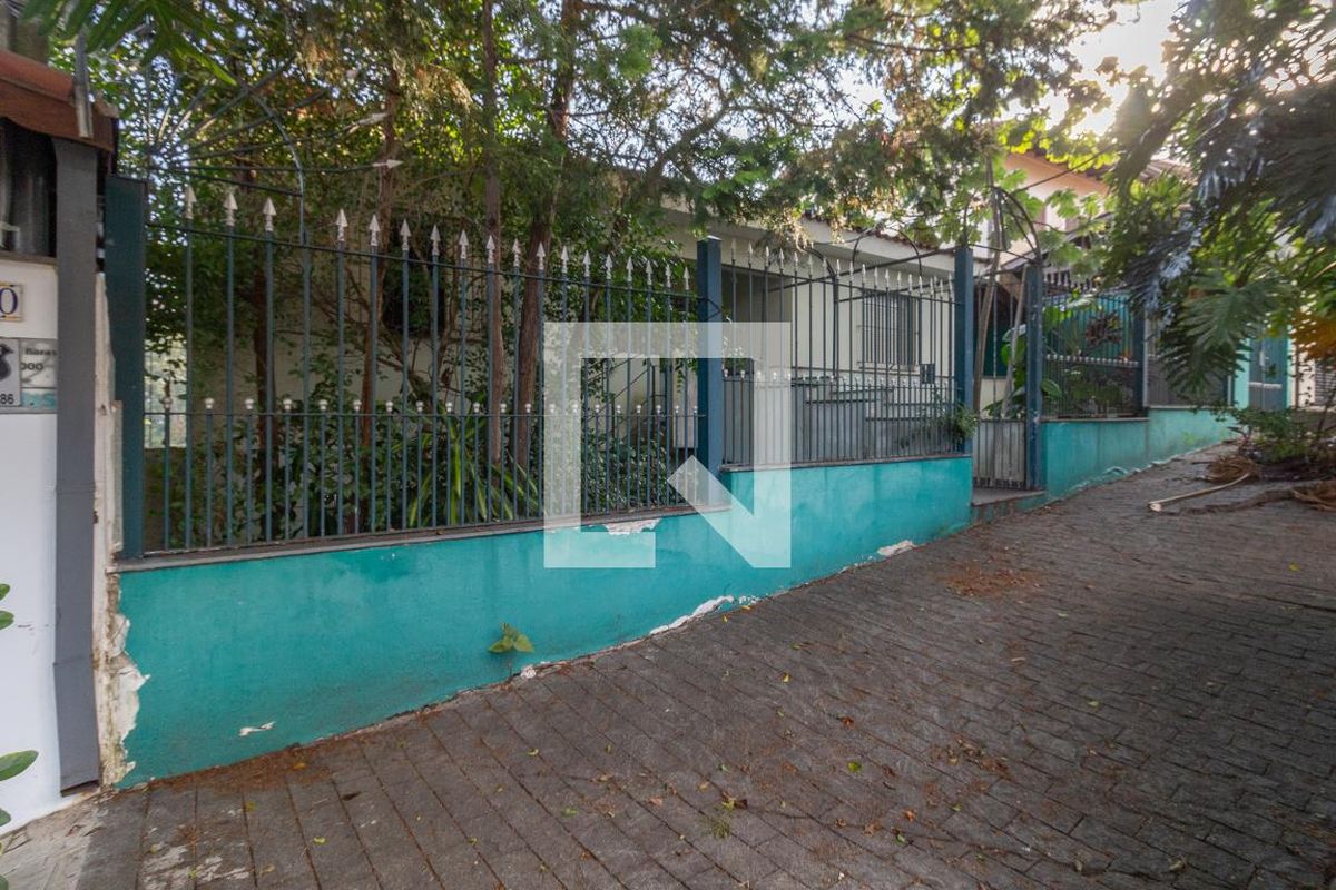 Casa, 4 quartos, 238 m² - Foto 58