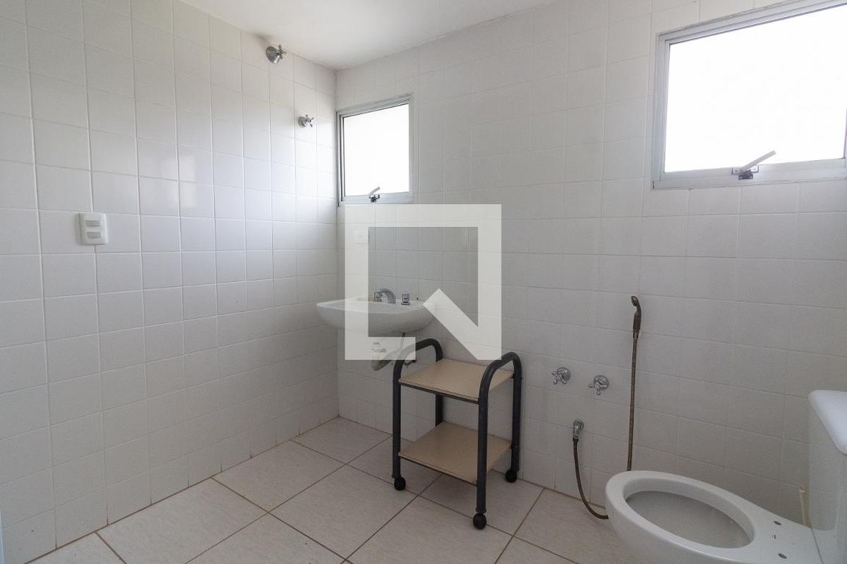 Casa, 4 quartos, 238 m² - Foto 19