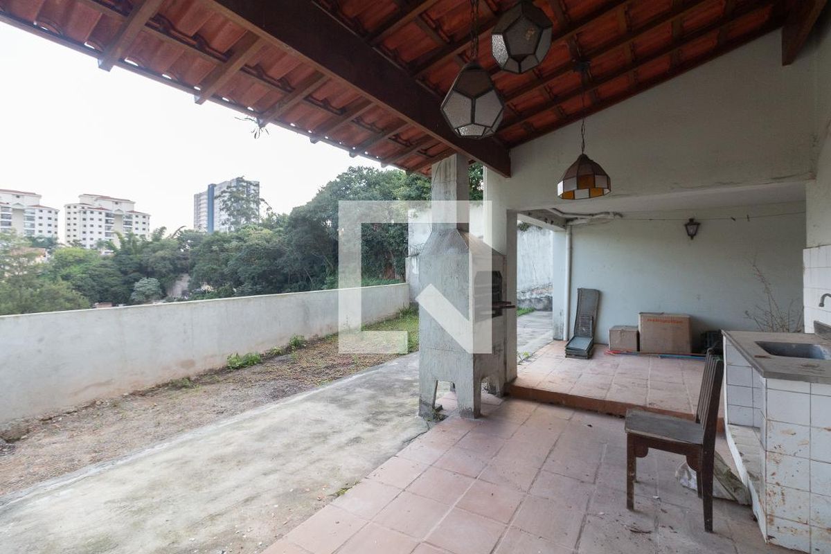 Casa, 4 quartos, 238 m² - Foto 47
